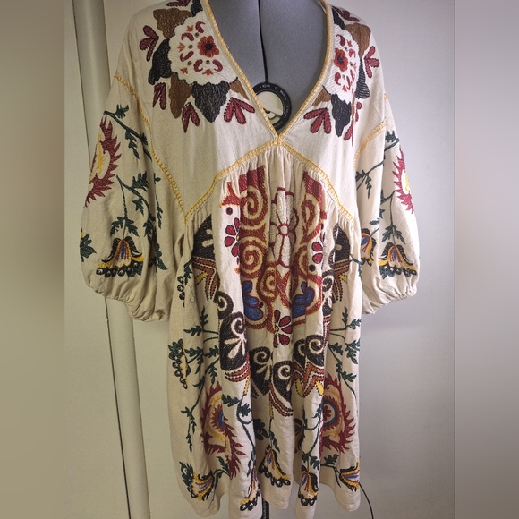 Zara Multicolor Embroidered Linen Mini Floral Dress. Size Med - Picture 3 of 8